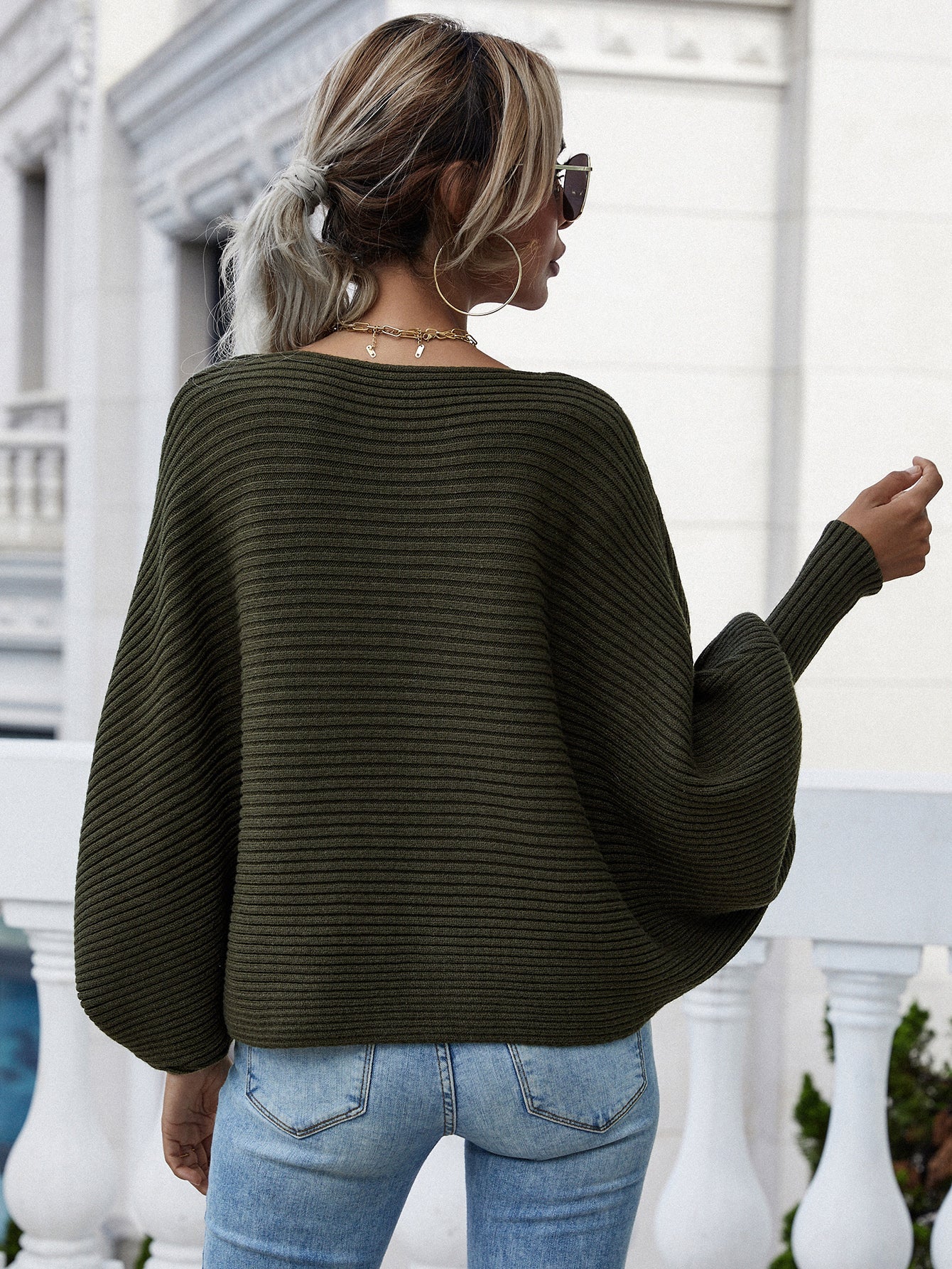 Lola | Sweter zimowy Effortless and Chic