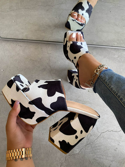 Printed Chunky Heeled Platform Sandals - ECHOINE